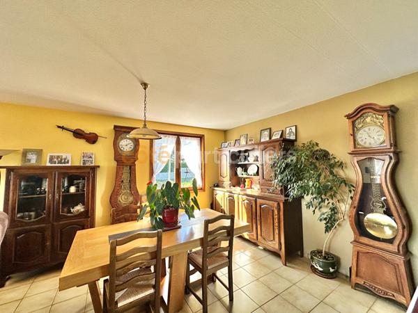 Vente Maison130 m² - 5 Pièces - SANSSAC L EGLISE (43320)