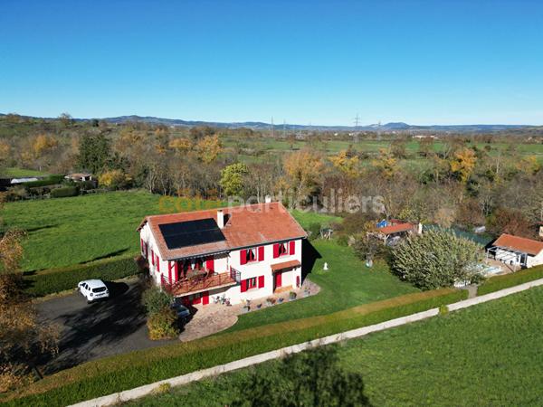 Vente Maison130 m² - 5 Pièces - SANSSAC L EGLISE (43320)