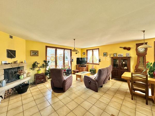 Vente Maison130 m² - 5 Pièces - SANSSAC L EGLISE (43320)