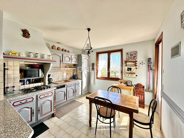 Vente Maison130 m² - 5 Pièces - SANSSAC L EGLISE (43320)