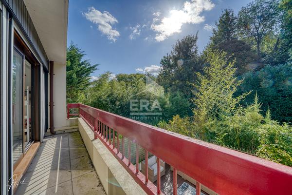 Ville-d'Avray - Duplex 4 pièces, terrasse 30 m² plein sud, double parking - Bien rare