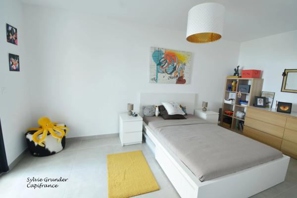 Maison à vendre contemporaine 6 pièces 4 chambres Salon de Provence