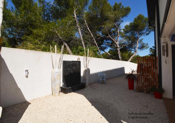 Maison à vendre contemporaine 6 pièces 4 chambres Salon de Provence