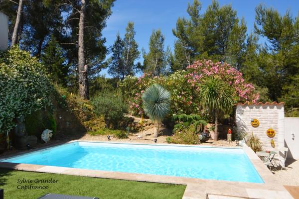Maison à vendre contemporaine 6 pièces 4 chambres Salon de Provence