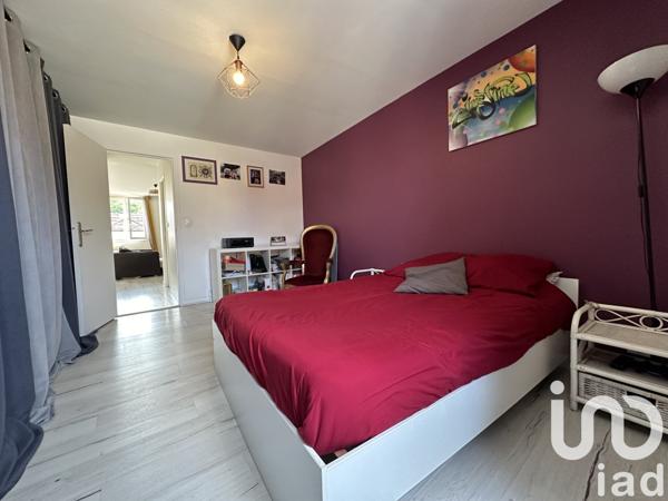 Appartement 2 pièces de 49 m² à Arpajon (91290)