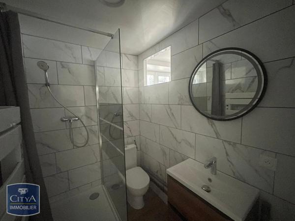 Appartement à louer 3 pièces 44.6m² Beauvallon (69700)