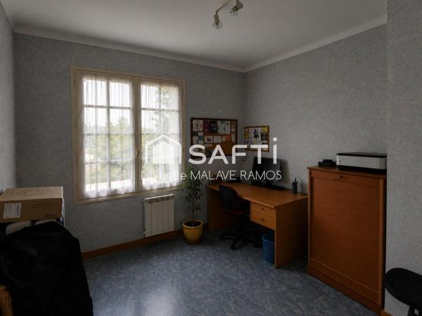 Maison familiale 4 chambres et 1187 m2 de terrain
