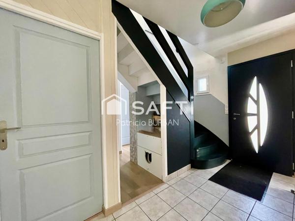 Maison 4 chambres 532 m2 terrain proche commodités