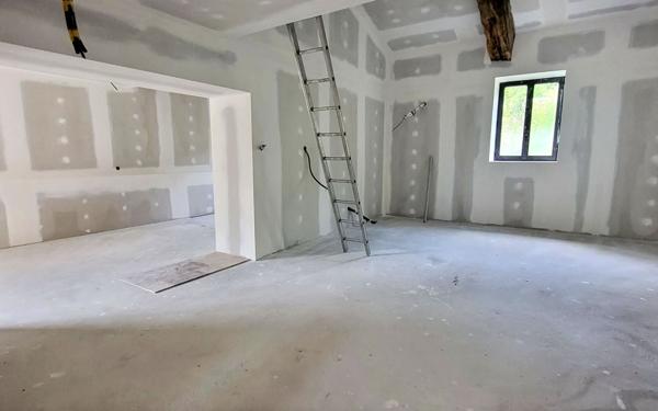 Maison à vendre    5 pièces • 234 m2 Salaise-sur-Sanne