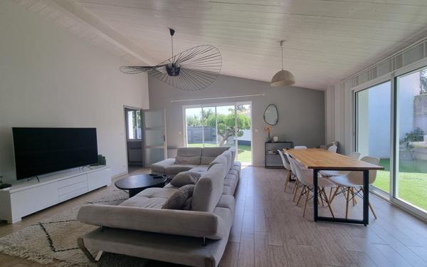 Maison à vendre    7 pièces • 147 m2 Rivedoux-Plage