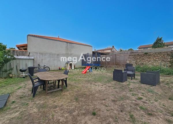 Maison à LA ROMAGNE, 49740 - 5 pièces 100m²