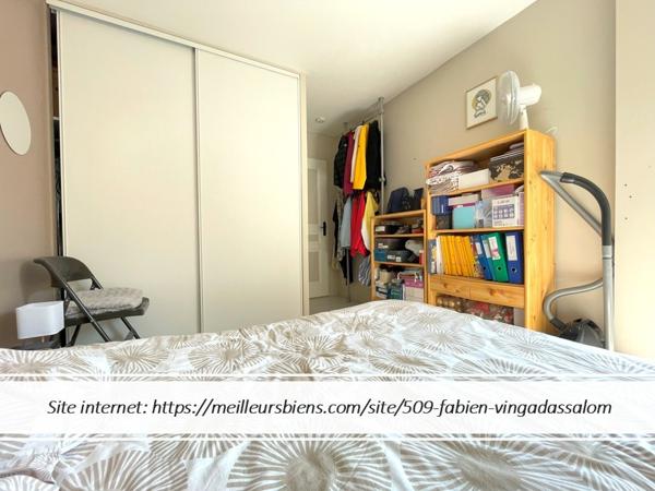 A SAISIR APPARTEMENT T2 AVEC PARKING ET BALCON