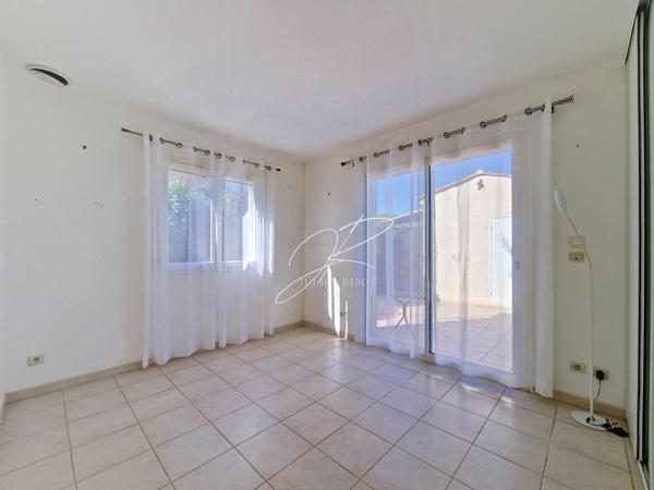 Villa T5 4 chambres 142 m² piscine