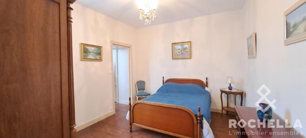 Maison bourgeoise de 1850 en pierre, 8 pièces, piscine, jardin clos