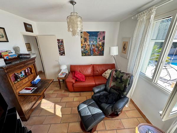 Maison Nimes 6 pièce(s) 158.51 m2