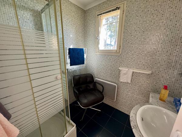 Maison Nimes 6 pièce(s) 158.51 m2