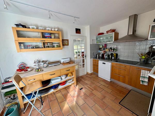 Maison Nimes 6 pièce(s) 158.51 m2