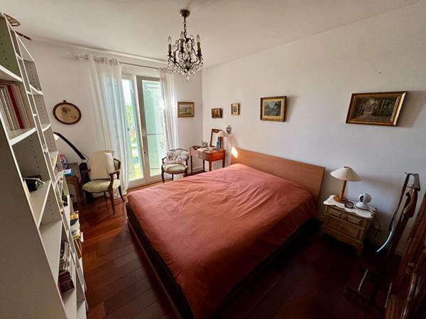 Maison Nimes 6 pièce(s) 158.51 m2