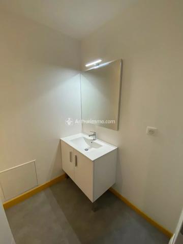 Location Maison 3 pièces 87 m2 à Brizambourg