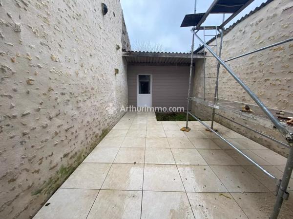 Location Maison 3 pièces 87 m2 à Brizambourg