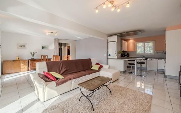 Maison à vendre    8 pièces • 183 m2 Quissac