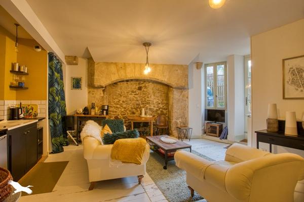 Appartement à vendre |                                       Sarlat-la-Canéda |                                        2 pièces  |  45 m²