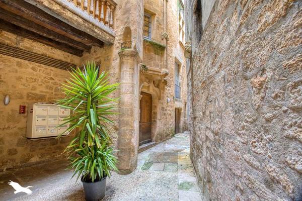 Appartement à vendre |                                       Sarlat-la-Canéda |                                        2 pièces  |  45 m²