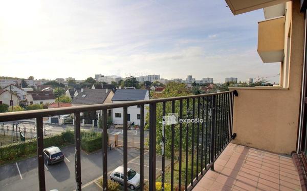 Appartement à vendre    3 pièces • 61,04 m2 Ris-Orangis