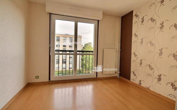 Appartement à vendre    3 pièces • 61,04 m2 Ris-Orangis
