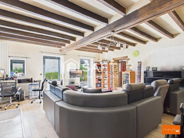 BELLE LONGÈRE DE 160 M² À LA CHAPELLE-AU-RIBOUL
