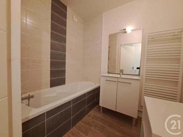 Appartement T3 à vendre  3 pièces - 67 m 2   ST AVE  - 56