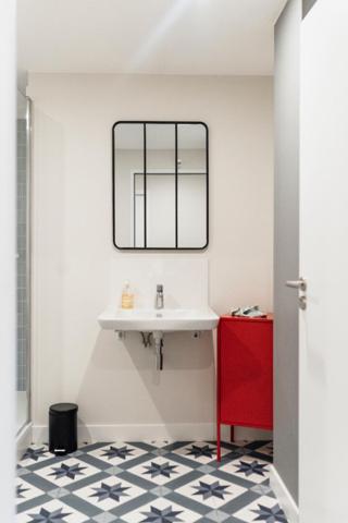 Nantes Saint-Félix - Bureaux de 197m² avec 2 places de stationnement - Accès PMR