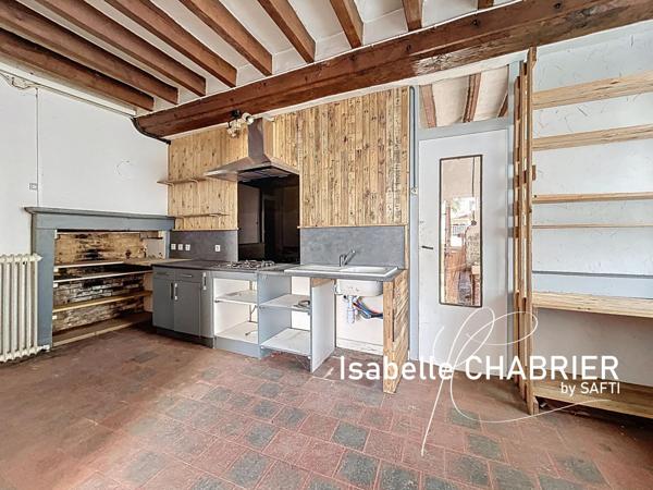 LES RAIRIES - MAISON DE VILLAGE À RÉNOVER