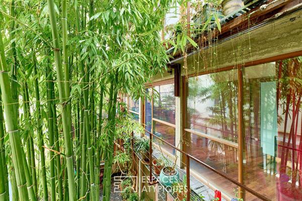 Maison de ville à l’abri des regards