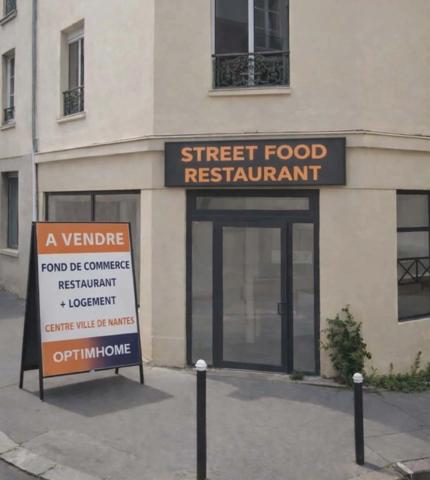 À VENDRE – FONDS DE COMMERCE RESTAURATION STREET FOOD – EMPLACEMENT N°1 – NANTES CENTRE