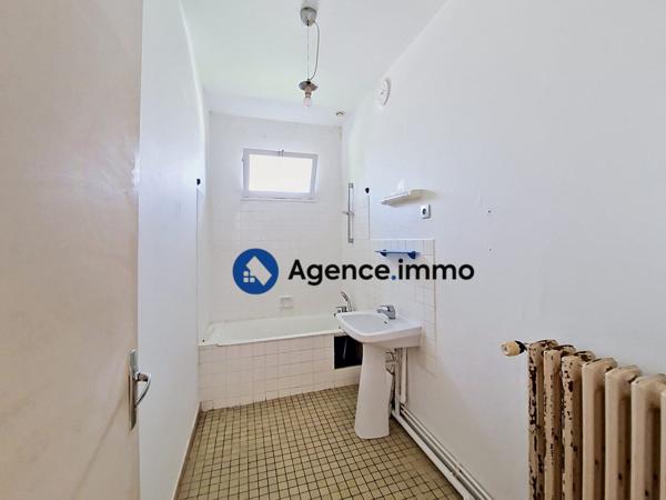 À vendre - Maison ancienne, 5 pièces située à Château-la-Vallière (37330)