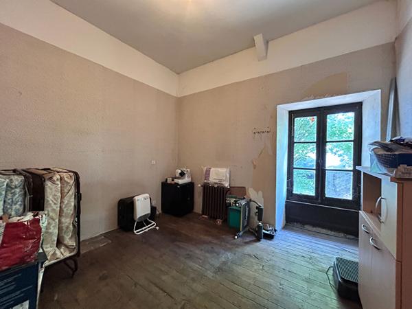 Ancien Presbytère de caractère ? Ensemble immobilier de rapport au coeur de Saint-Méen-le-Grand