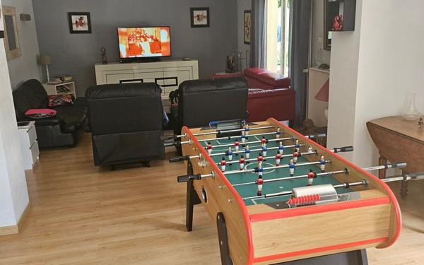 Maison à vendre    7 pièces • 196 m2 Rilhac-Rancon