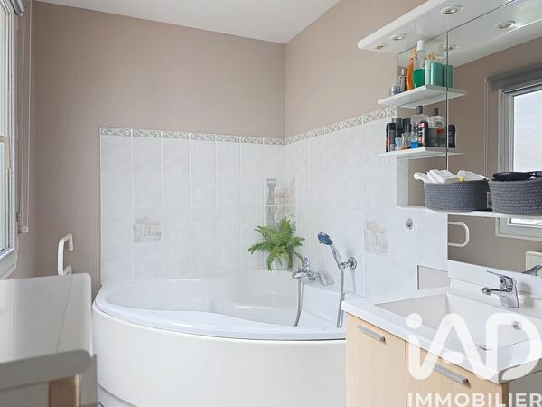 Maison à vendre 6 pièces 120 m² Saint-André-lez-Lille