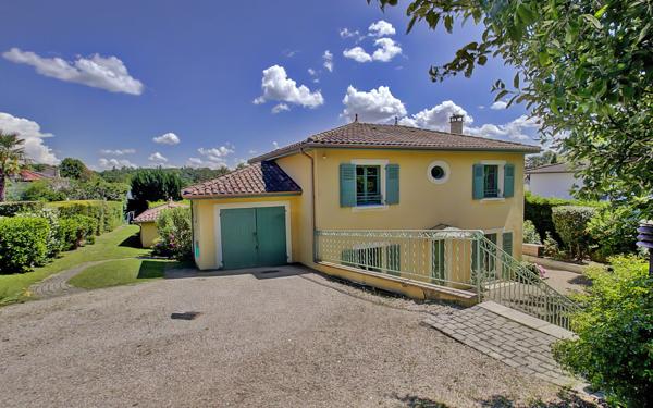 Maison à vendre    7 pièces • 140 m2 Saint-Cyr-au-Mont-d'Or