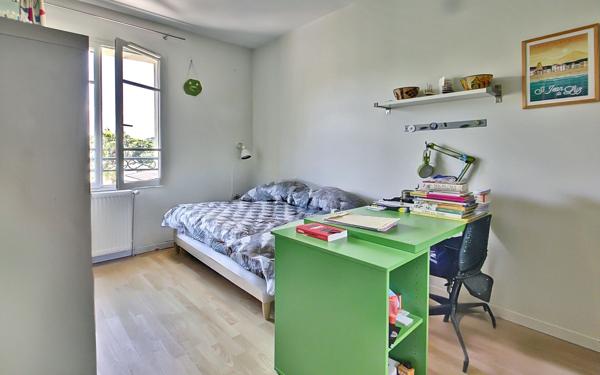 Maison à vendre    7 pièces • 140 m2 Saint-Cyr-au-Mont-d'Or