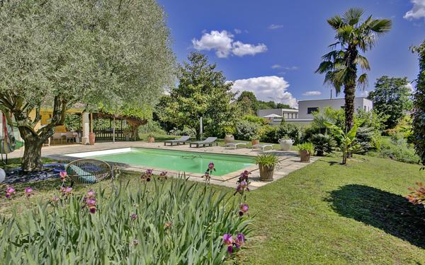 Maison à vendre    7 pièces • 140 m2 Saint-Cyr-au-Mont-d'Or