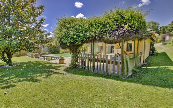 Maison à vendre    7 pièces • 140 m2 Saint-Cyr-au-Mont-d'Or