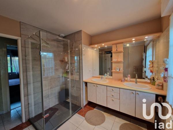 Maison à vendre 5 pièces 130 m² Écouché-les-Vallées