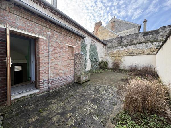 Bureaux à vendre à Laon dans l'Aisne (02000), ref : 02002-348