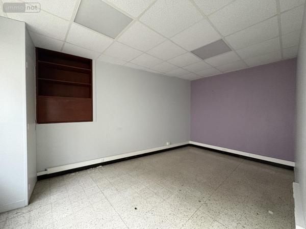 Bureaux à vendre à Laon dans l'Aisne (02000), ref : 02002-348