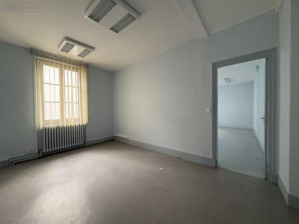Bureaux à vendre à Laon dans l'Aisne (02000), ref : 02002-348