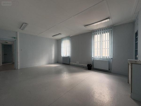 Bureaux à vendre à Laon dans l'Aisne (02000), ref : 02002-348