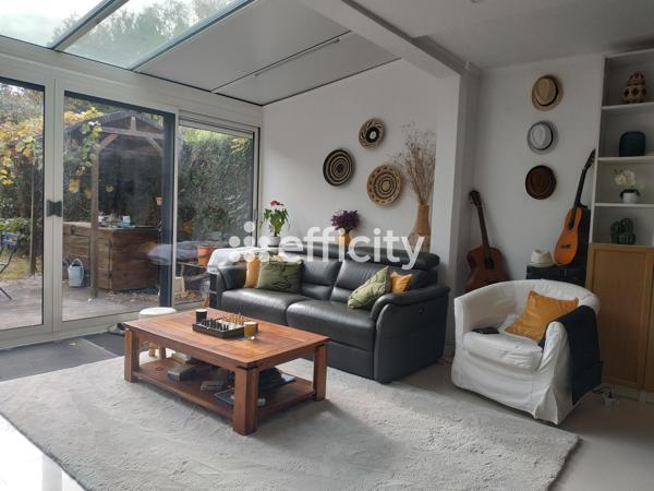 Maison 5 pièces - 104 m² Exclusivité efficity