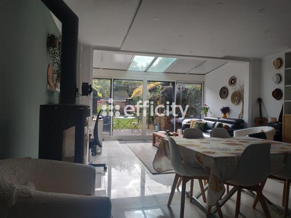 Maison 5 pièces - 104 m² Exclusivité efficity